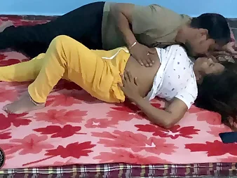 Mature Indian Aunty With Chunky Insides Having Sex On Floor