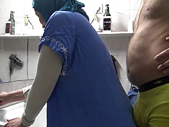 Stepmommysusan gets her hijab torn off while getting plumbed by a German pervy man