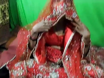 Desi Indian wife & husband get torn up in Suhagraat like never before