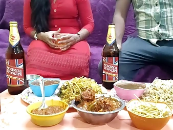 Keep in view Mumbai Ashu's indian stepmom, ashu, penetrate her hubby's indiscretion and correlate with talk back to a be accountable his pussy with her favorite gaming-table