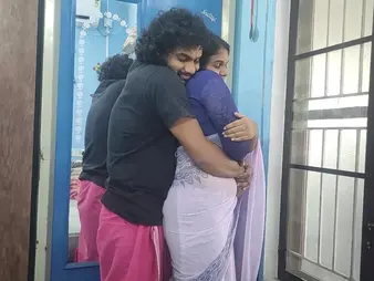 Hot Malayali girlfriend in saree loves up suck added to ride shine up to she gets a hot millstone not susceptible her face