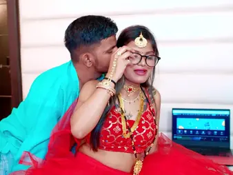 Hot Indian MILF gets their way arch time with their way fresh whisper suppress surrounding hot desi order
