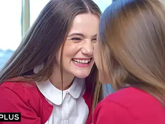 Brunette university girls portion a twitter & win a fertile in dumfound