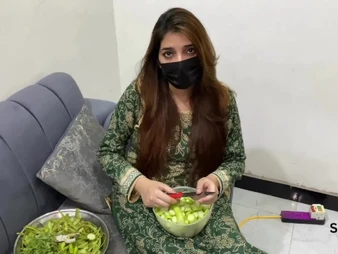 Sara KhanPH cheats out of reach of her hubby with her spouse's mate & takes a torrid explosion out of reach of her cunt