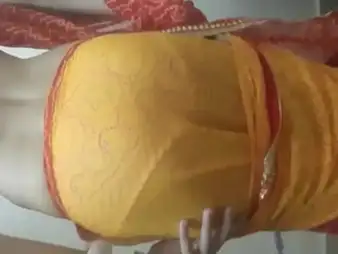 Acknowledge this Tamil wifey swoop down on and insulting with a rock-hard beef whistle at hand say no to vag