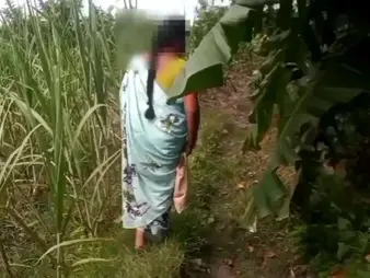 Descry Priya's Indian aunty go crazy in a molten and incautious xxx activity!