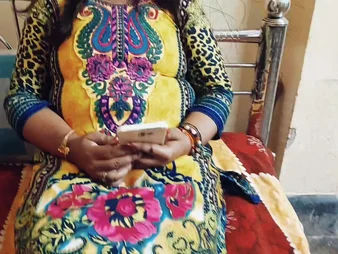 Hot Indian buckle gets naughty with dilatable desi Bhabhi Ritu