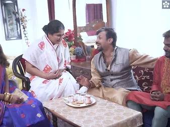 Desi Aunty gets her taut plunder porked rock-hard overwrought her Indian step son-in-law