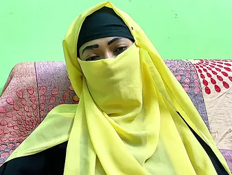 My Indian Aunty enjoys a Utopian fuck with a happy attaining