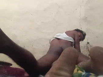 Desi Aunty's tight ass licked & pounded in a hot & wettish homemade fuck-fest