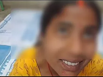 Yatun, the Indian Desi Stepsister, gets their way socking dick sucked with an increment of lip with cum