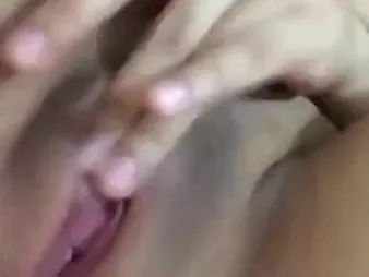 Watch these hot girls cum hard while they masturbate in solitarily play