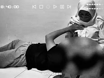 Malay College girl gets handjob in vestibule caught mainly Movie