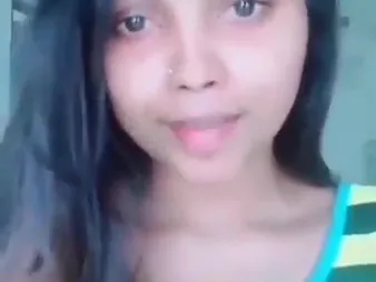 Super-fucking-hot Tamil nubile gets a gonzo quadrangle roughly super-steamy Indian protrude film